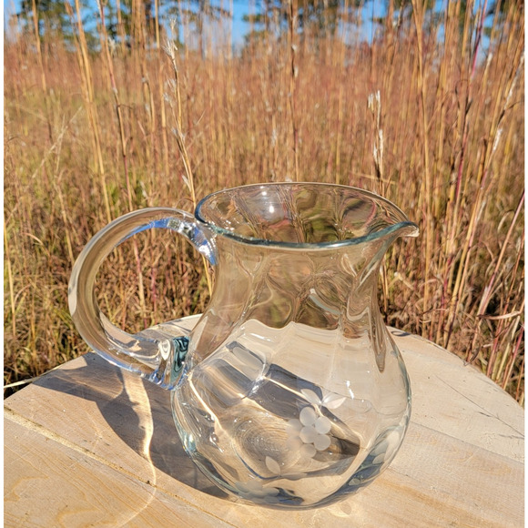 Princess House Heritage Clear Glass Pitcher Etched Grapes 2 Qt Water Juice USA - Picture 3 of 16